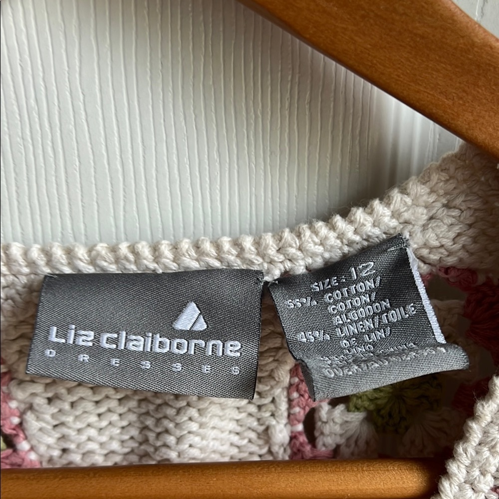 Floral Crochet Button-Up Vest - Cream and Pink Liz Claiborne size 12 - Picture 2 of 4